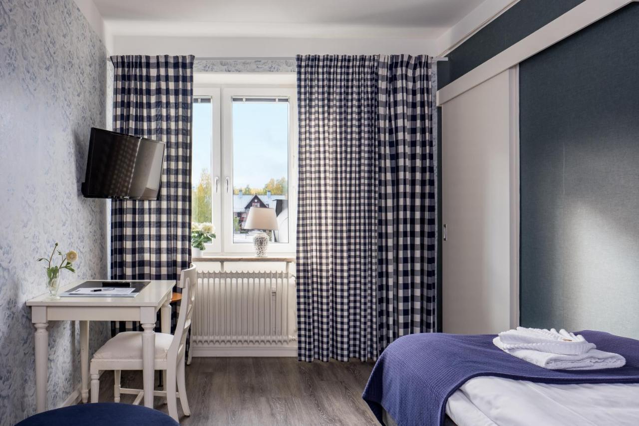 Hotel Vaennaes Vannas Zewnętrze zdjęcie