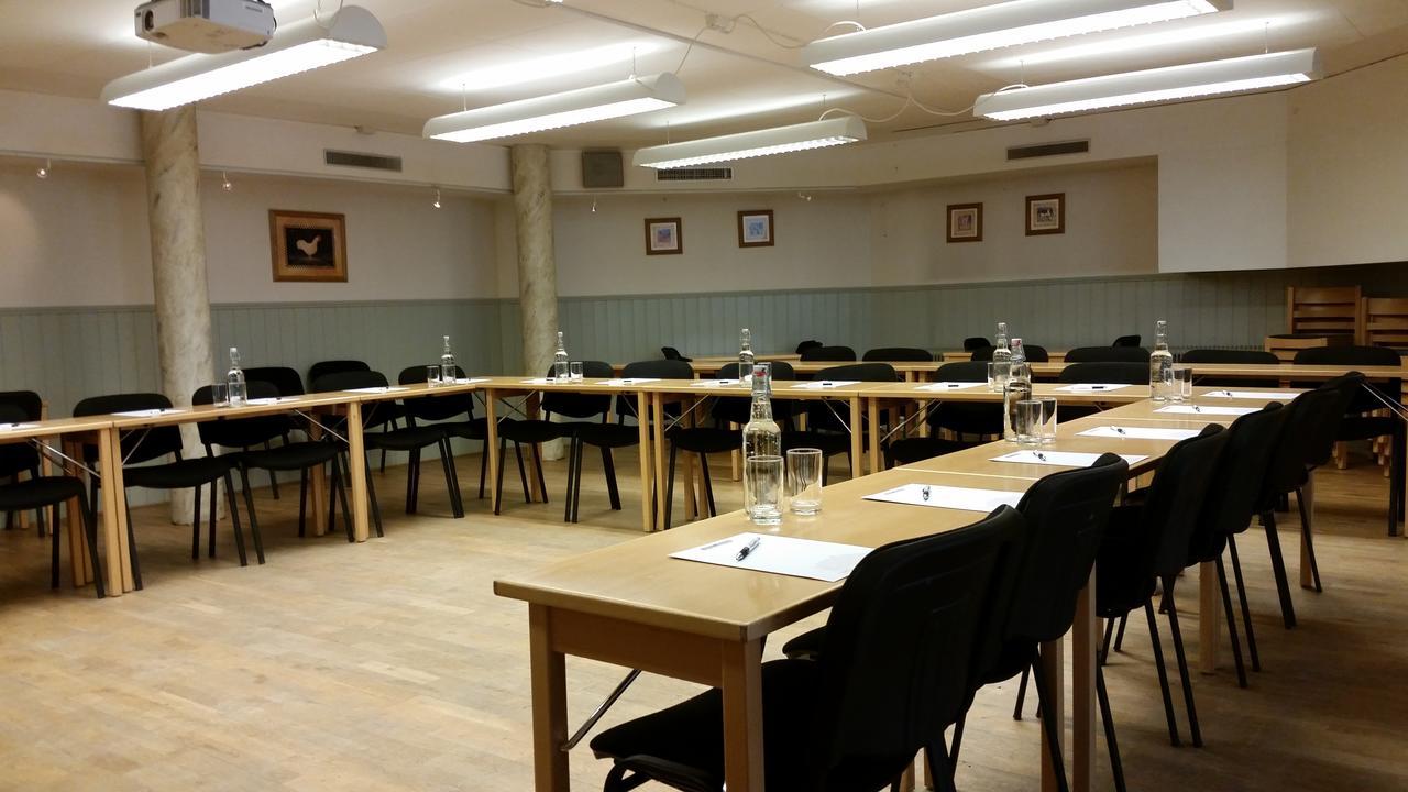 Hotel Vaennaes Vannas Zewnętrze zdjęcie